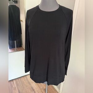 Express Black Long Sleeve Top w/ Side Slits 💖